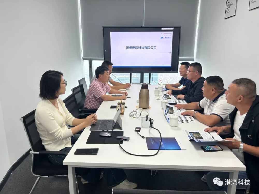 淮阴区刘老庄镇林书记一行莅临港湾科技考察交流